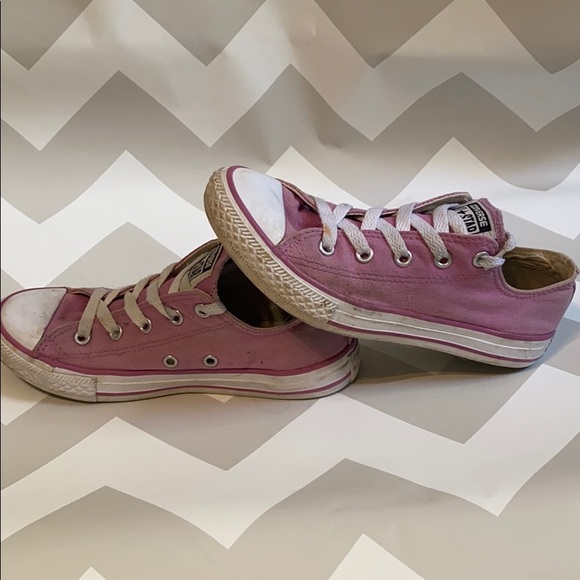 Converse - Picture 3 of 5